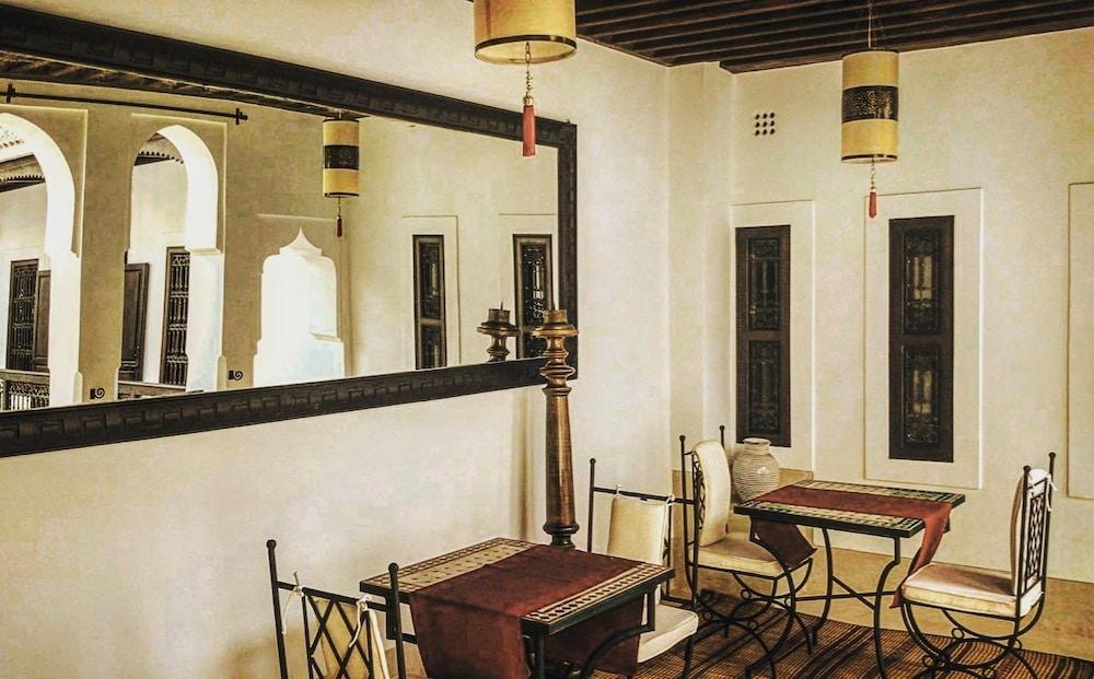 Riad Les 5 Soeurs Marrakesh Exterior photo